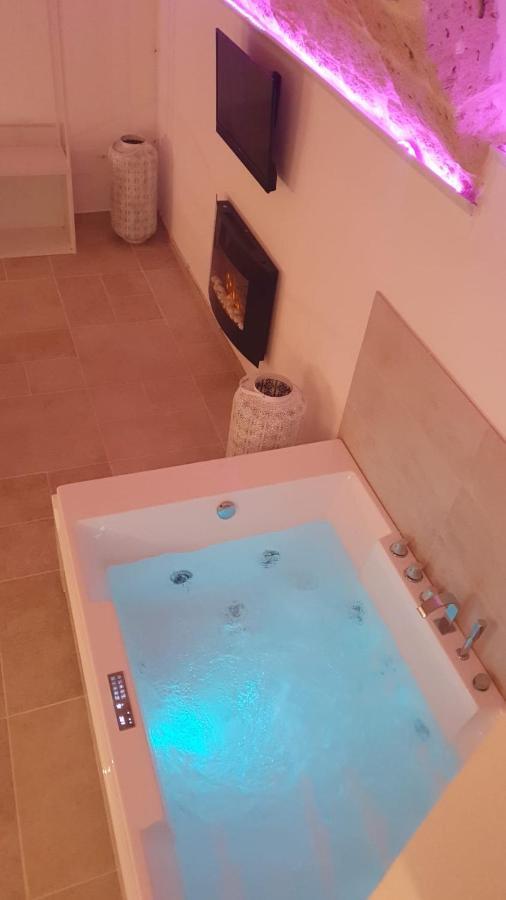 モノーポリ La Casa Dell'Angeloヴィラ エクステリア 写真